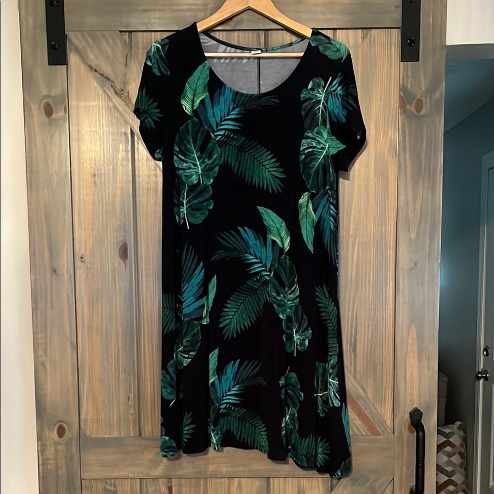 Old Navy Green and Blue Leaf Dress Size L